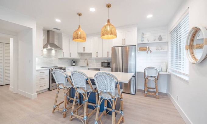 Bella Vista Condo | 1BR/1BA villa at Jupiter Bay