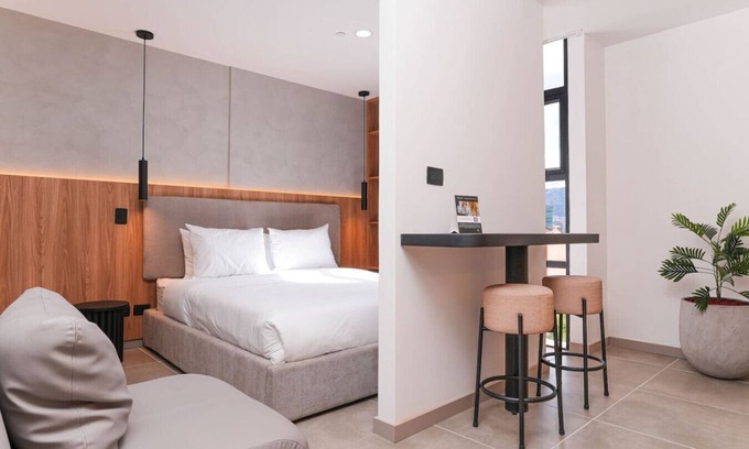 San Diego Apartment | 1BR Jacuzzi Dream – El Poblado Workation Spot