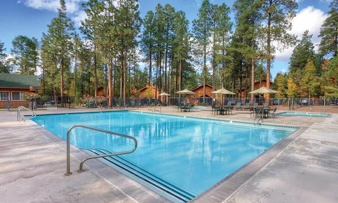 Pinetop Condo | 1br Rustic Cabin Condo in White Mountains of AZ