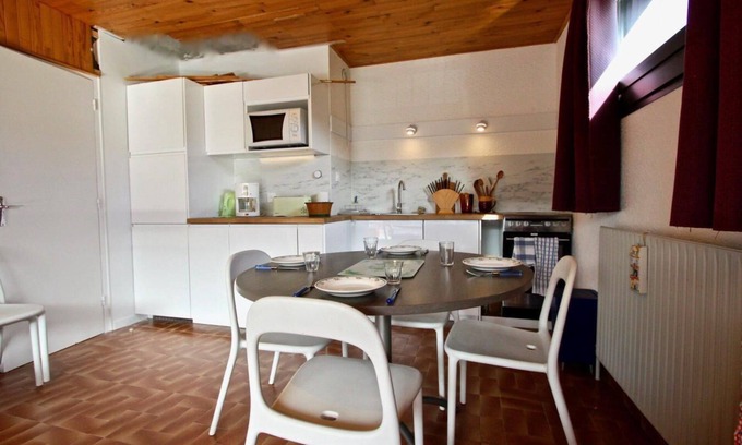 Chamrousse Apartment | 1st floor, balcony, tv, ski locker, 45m², Chamrousse