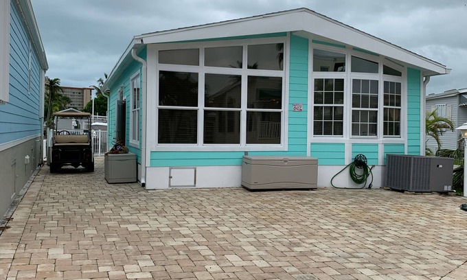 Hutchinson Island South House | 2/2 Piece of Paradise