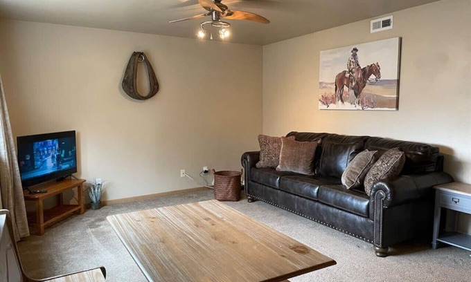 Laramie Apartment | 2 BD in North Laramie