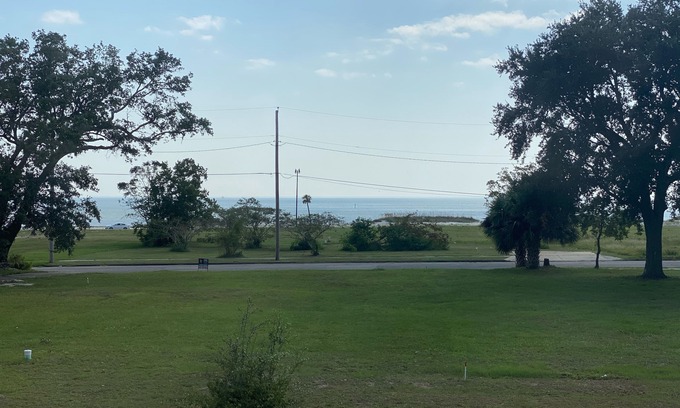Gulfport House | 2 Beach view Cottages, Perfect family get together