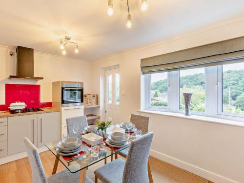 Cinderford House | 2 Bed in Cinderford 93455