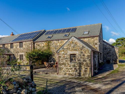 Coverack House | 2 Bed in Coverack TRWRE