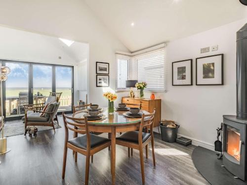 Walcott House | 2 Bed in Walcott 87876