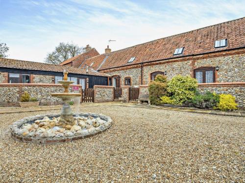 Deepdale House | 2 bed property in Tattersett KT125