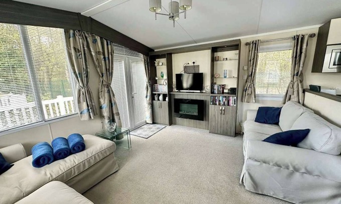 Ringwood Cabin | 2-Bed Ringwood Cabin - incl Park Pass, SelfCheckin