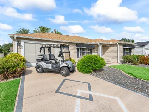 Liberty Park House | 2 Bedroom 2 Bath Cottage