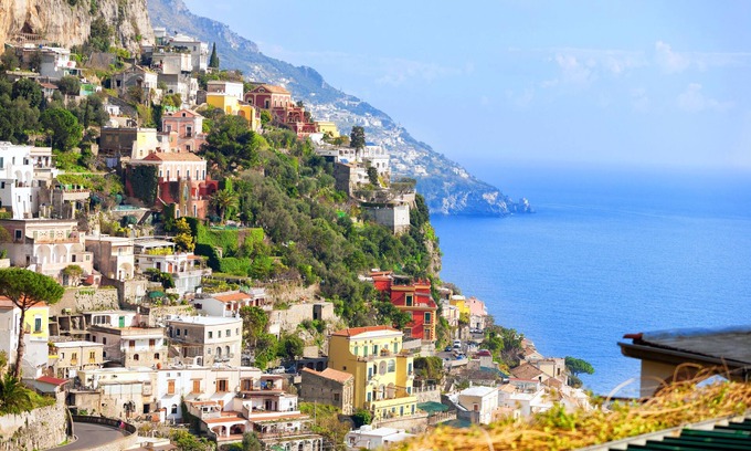 Liparlati Apartment | 2 bedroom, 2 bathroom large apartment with sea view