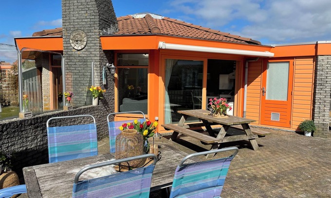 Julianadorp aan zee Cottage | 2 bedroom accommodation in Julianadorp aan Zee