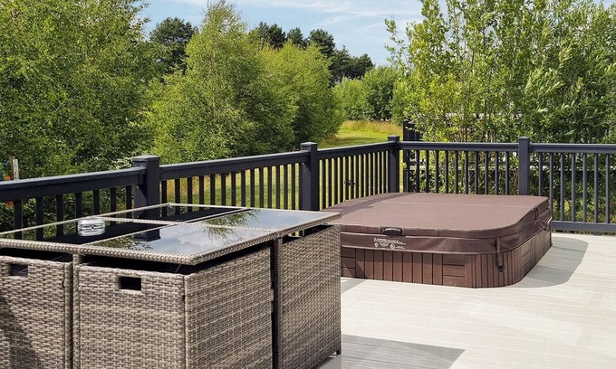 Woodhall Spa Ski Chalet | 2 bedroom accommodation in Woodhall Spa