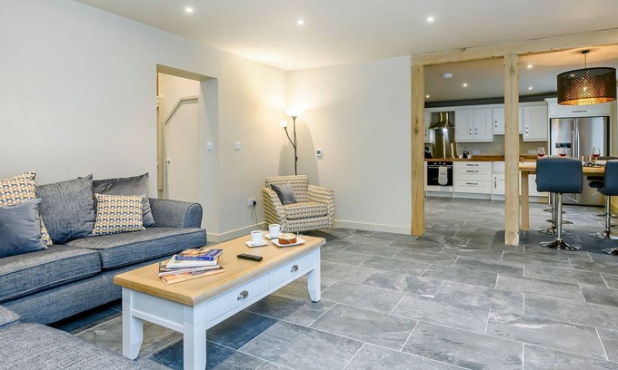 Halesworth Cottage | 2 bedroom accommodation in Heveningham, near Halesworth