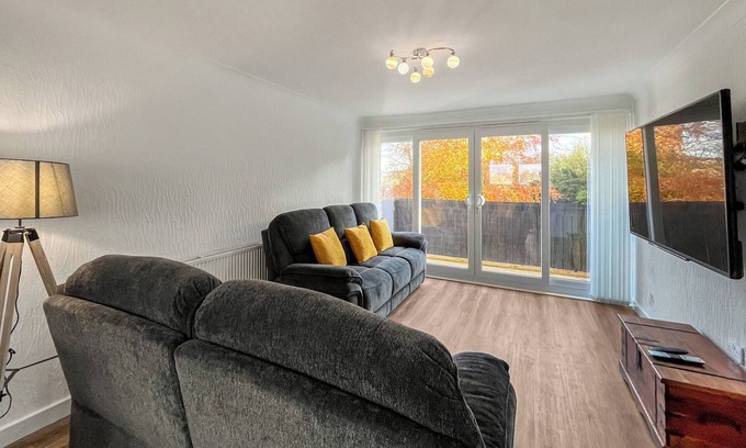 Dumfries Apartment | 2 bedroom accommodation in Dumfries