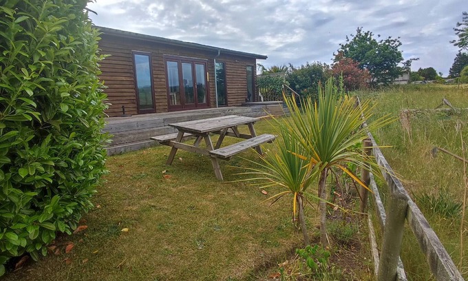 Dawlish Cabin | 2 bedroom accommodation in Cockwood Harbour, Nr Dawlish