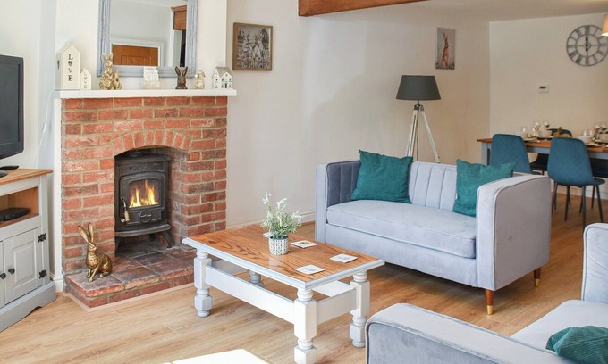 Mundesley Cottage | 2 bedroom accommodation in Mundesley, near North Walsham