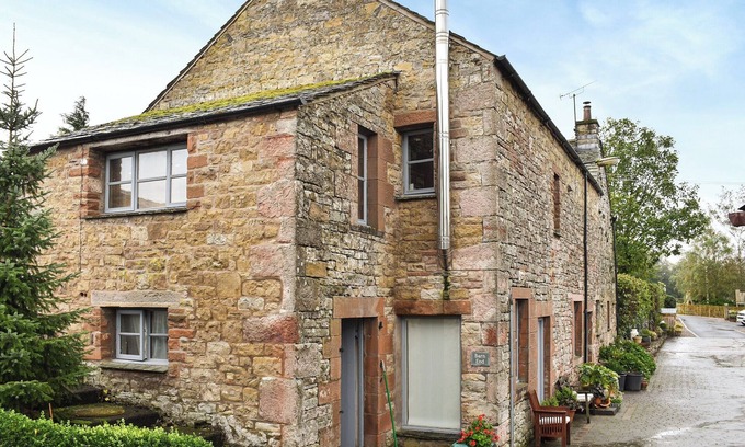 Pooley Bridge Cottage | 2 bedroom accommodation in Pooley Bridge, nr. Ullswater