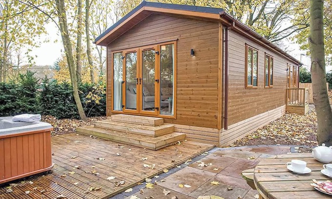 Low Catton Ski Chalet | 2 bedroom accommodation in Welburn