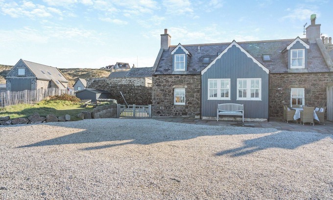 Banff Cottage | 2 bedroom accommodation in Banff