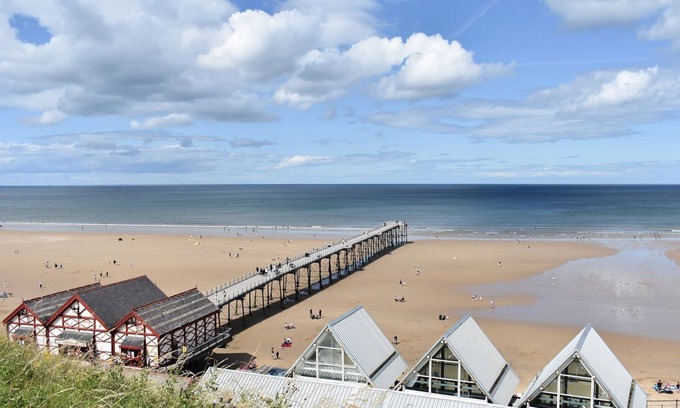 Redcar Cottage | 2 bedroom accommodation in Upleatham, near Saltburn-by-the-Sea