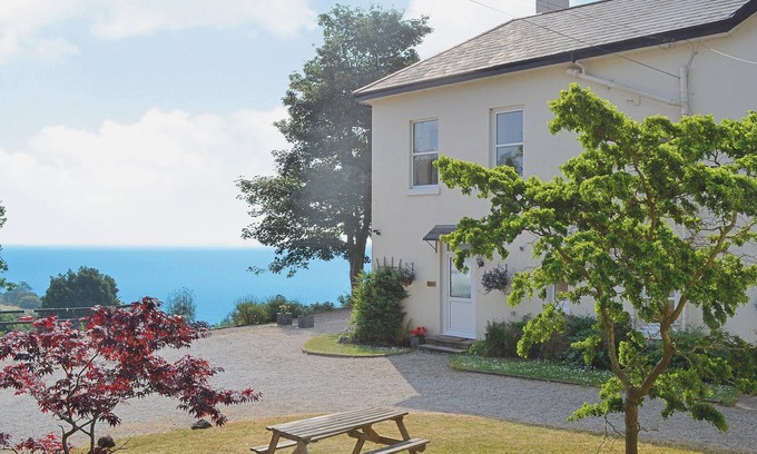 Torquay Cottage | 2 bedroom accommodation in Maidencombe, near Torquay