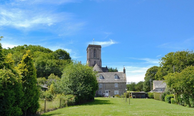 Kingston Cottage | 2 bedroom accommodation in Kingston, near Corfe Castle