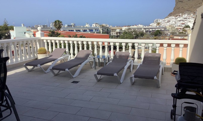 Playa de Mogan Apartment | 2 BEDROOM APARTMENT WITH VERY LARGE TERRACE
