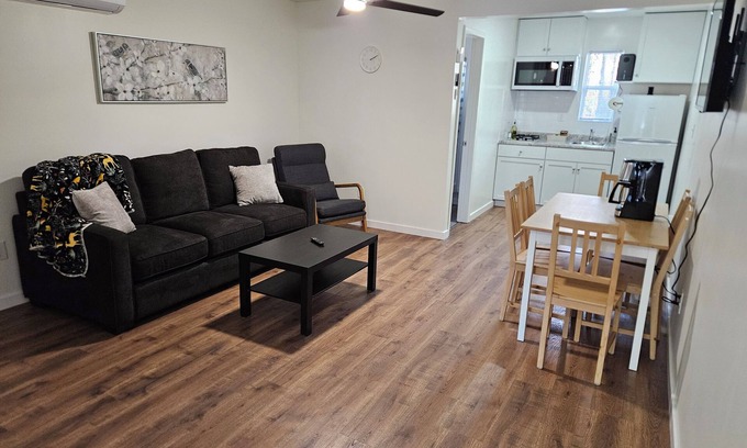 Lebanon Condo | 2-bedroom Condo #2 at Bennettscape Lodge with WiFi, AC by Bennett Spring Park