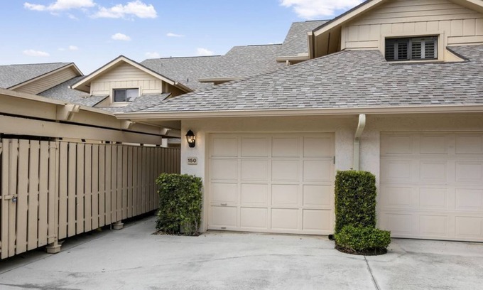 Jupiter Condo | 2 Bedroom Condo (435090) by Houzlet
