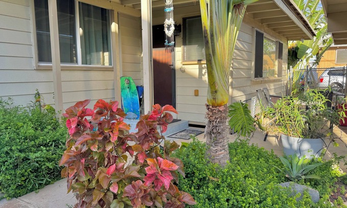 Ewa Cottage | 2-bedroom cottage in Ewa Beach with AC, parking