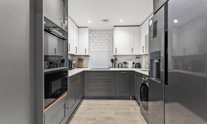 Southampton Apartment | 2-Bedroom Getaway in Southampton