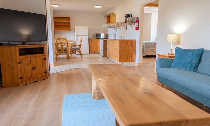 Ucluelet Hotel | 2-Bedroom Lodge | #20