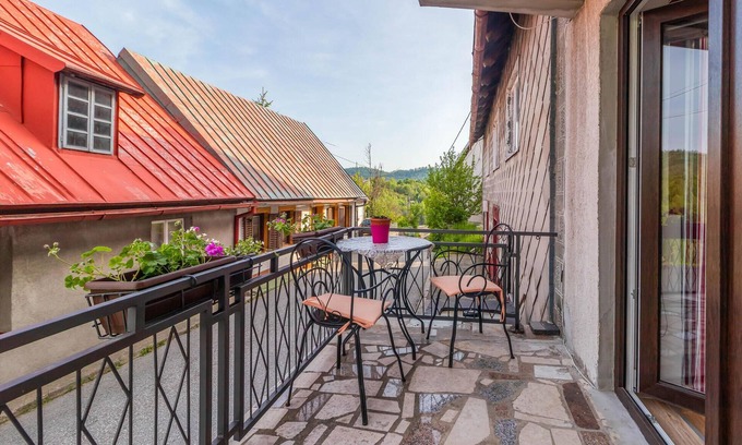 Fuzine Apartment | 2 bedroom lovely apartment in Fuzine