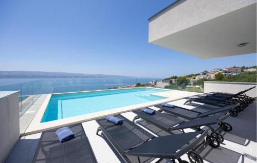 Stanici Apartment | 2 Bedroom Lovely Apartment In Stanici