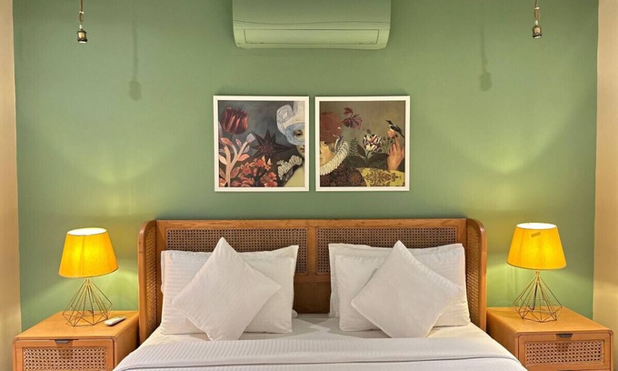 Lahore Apartment | 2-Bedroom Luxury Apartment – Perfect for 5 Guests