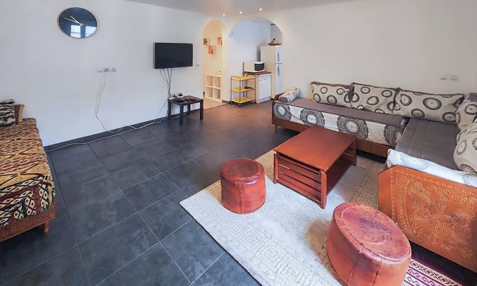 Beziers Apartment | 2 bedroom nice apartment in Béziers