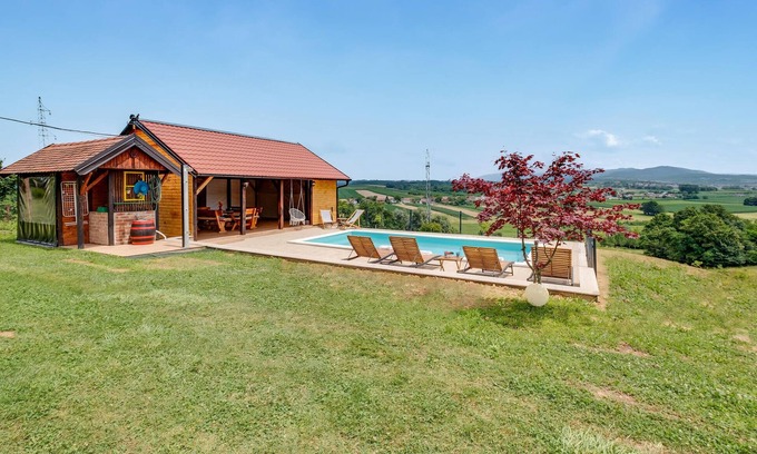 Daruvar House | 2 bedroom nice home in Gornji Daruvar