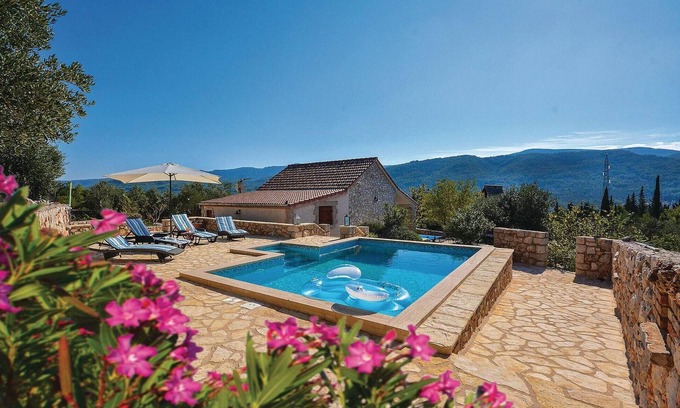 Stari Grad House | 2 bedroom nice home in Stari Grad