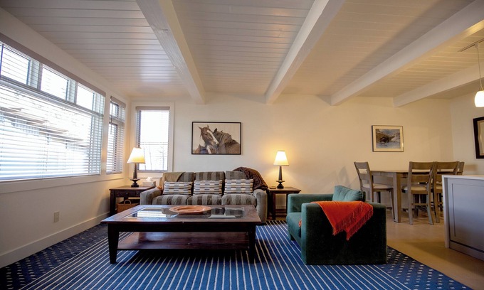 Snowmass Village Condo | 2-bedroom ski in ski out condo in Snowmass Village with hot tubs and sauna