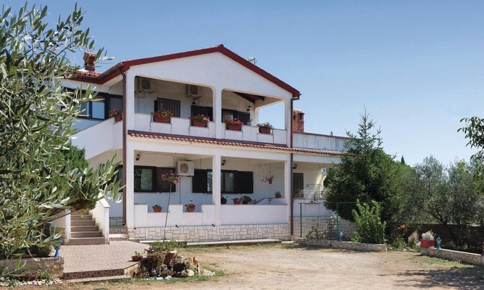 Peruski Apartment | 2 bedroom stunning apartment in Peruski