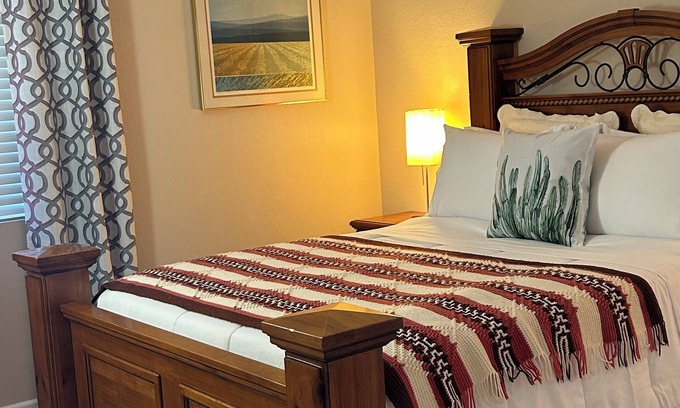 Oak Creek House | 2-bedroom townhouse on Oak Creek Golf Resort with great view of Castle Rock.