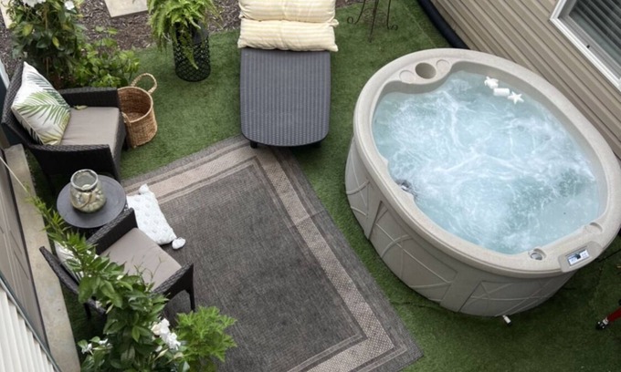Indianapolis House | 2-bedroom vacation home just 6 minutes to Lucas Oil Stadium