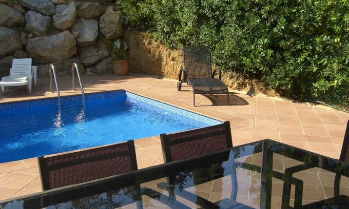 Sa Riera Villa | 2 Bedroom villa private swimming pool free wifi