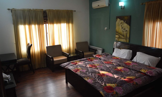 Islamabad House | 2 Bedroom with extra single bed