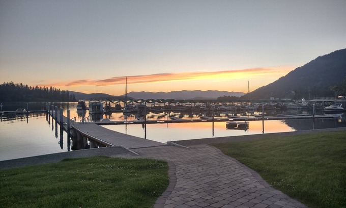 Hope Condo | 2 Bedroom with Water View