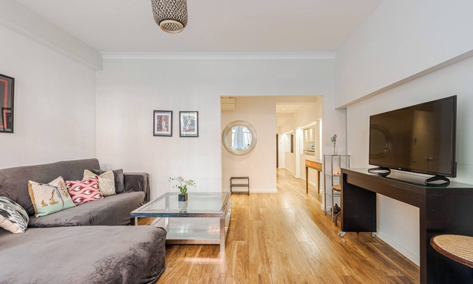 Chelsea Apartment | 2 BEDROOMS 2 BATHROOM HARRODS