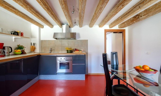 Castello Apartment | 2 bedrooms, 2 bathrooms, lift, air conditioning/floor heating, SKY, WiFi