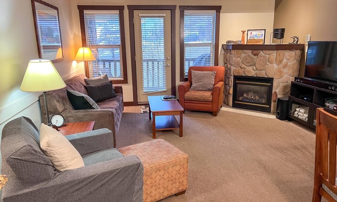East Kootenay Condo | 2 Bedrooms l Sleeps 5 Adults