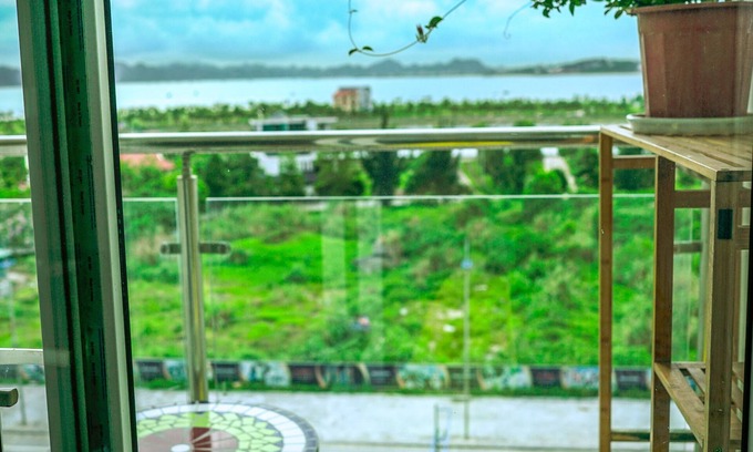 Bai Chay Apartment | 2 bedrooms - sea view directly - Free Pocketwlan on the go