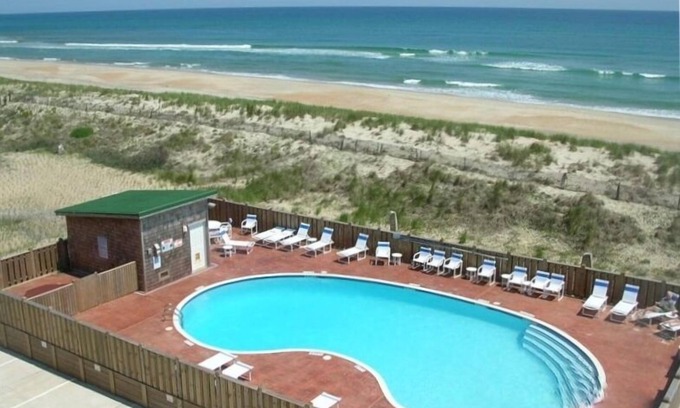 Hatteras Condo | 2 BR/2 BA Hatteras Top Floor Oceanfront Condo